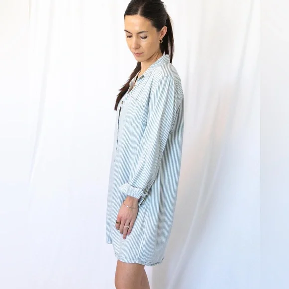 Button Down Dress - Picture 8 of 9